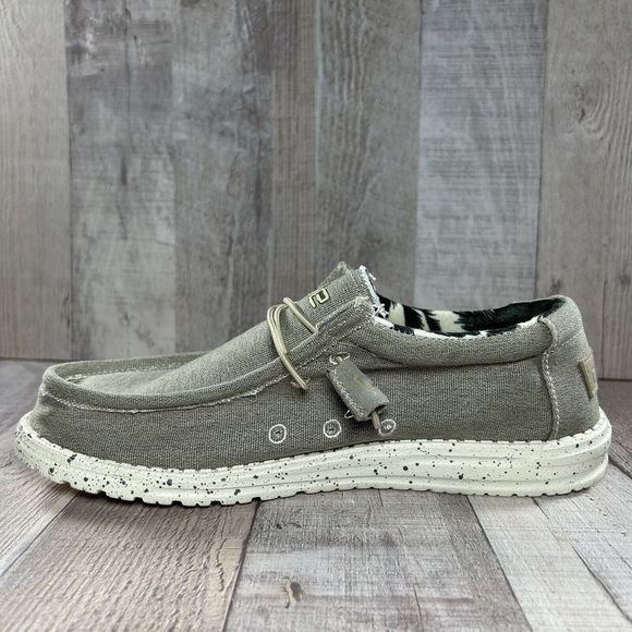 Hey Dude Men's Wally Stretch Slip On Comfort Loafers Casual Shoes Beige Size 8 - Picture 10 of 14